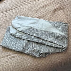 Lululemon Gray Striped Leggings Capri